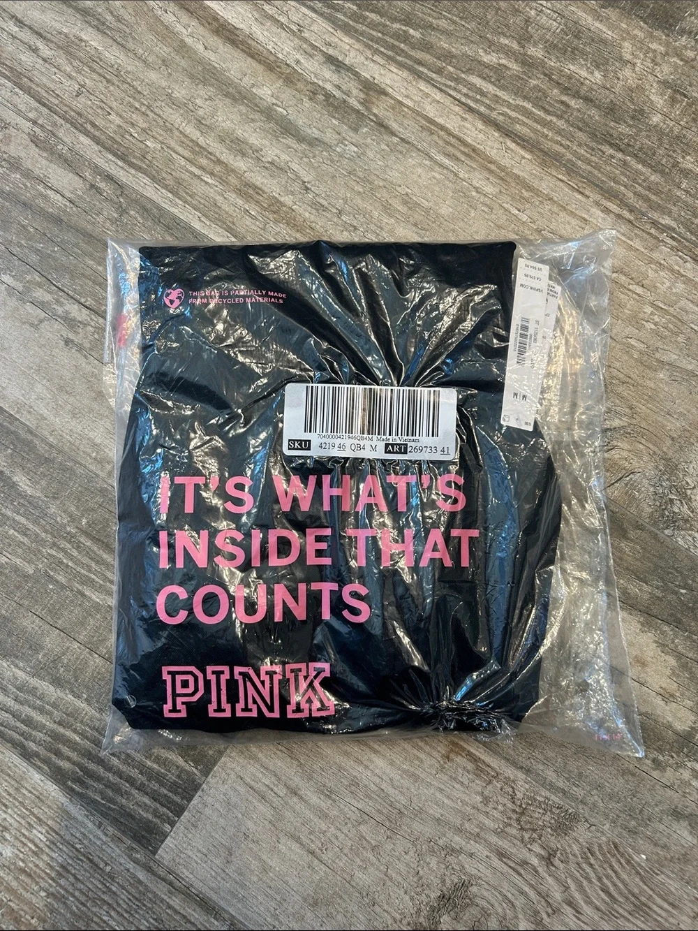 🖤 Victoria's Secret PINK Seamless Hearts High-Neck Long Workout Onesie